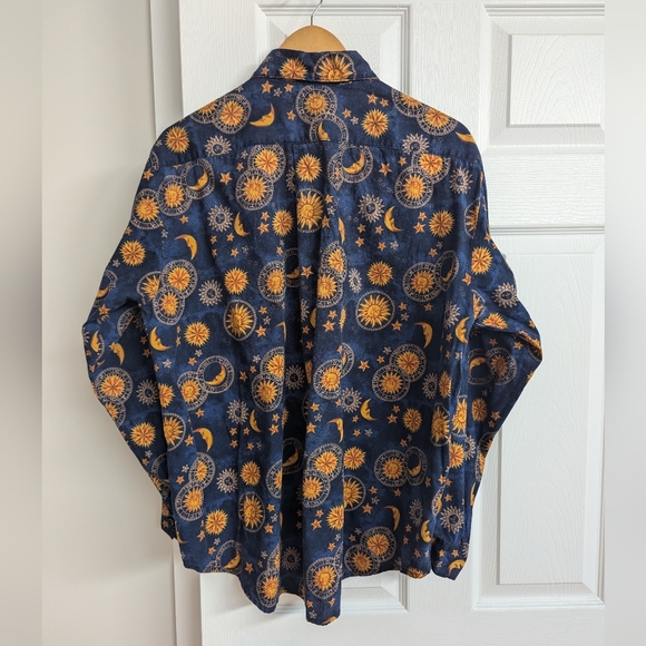 Vintage Button-up Shirt - Picture 2 of 3